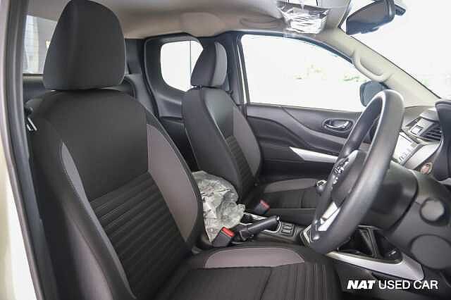 Nissan Navara KC Calibre E MT