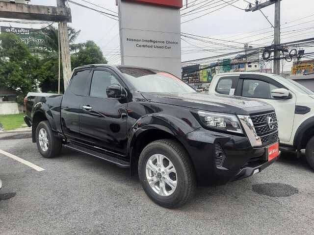 Nissan Navara KC Calibre V 6MT